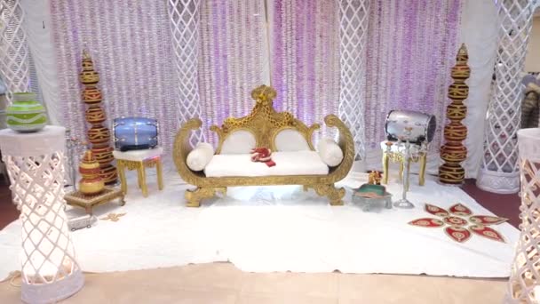 Escenario Boda Decoración Decoración Boda India Silla Boda Flores Elemento — Vídeo de stock