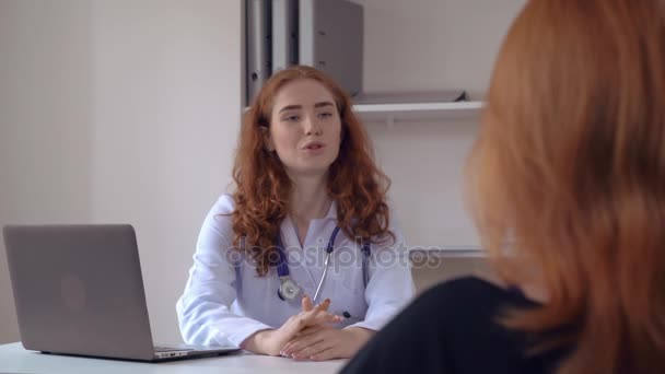 Reunião no hospital . — Vídeo de Stock