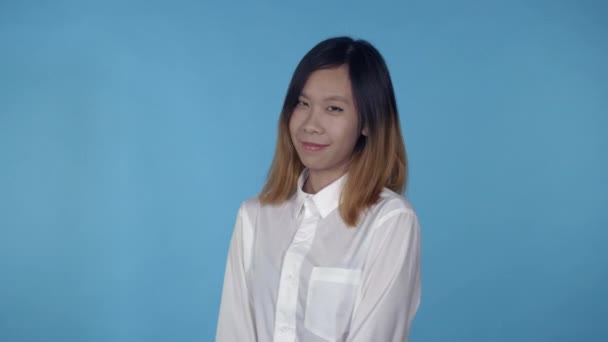美丽的韩国女性笑 — 图库视频影像