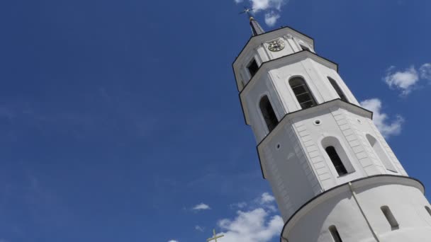 Věž ve Vilniusu — Stock video