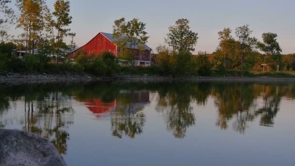 在加拿大-晨光湖 — 图库视频影像
