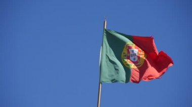 Ağır çekimde Portekiz bayrağı 