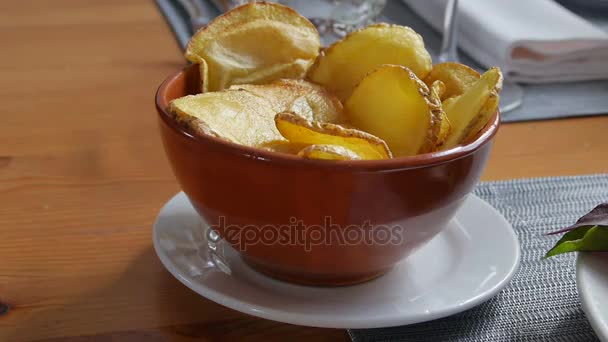 Beef steak on a plate with salad and potatoes — Stock Video