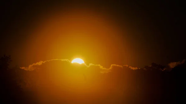 Puesta Sol Brillante Cielo — Foto de Stock