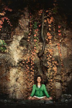 kadın pratik yoga açık