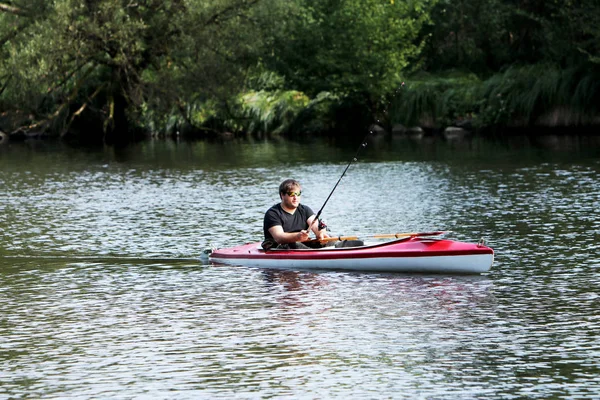 Het beoefenen van overleving opleiding op de rivier — Stockfoto