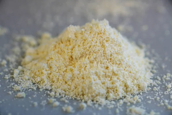 Yellow blood leaching salt substances in close up — Stock Photo, Image