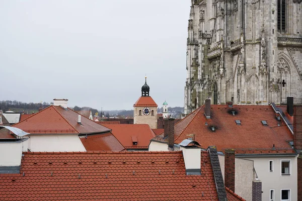 Çok Eski Bir Kasabada Regensburg Çeşitli Eski Kiliseler Vardır — Stok fotoğraf