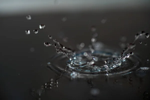 Esculturas Imaginativas Gotitas Agua Alta Velocidad — Foto de Stock