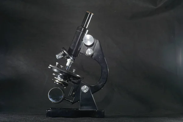 Oude Microscoop Topkwaliteit Volledig Functionele — Stockfoto