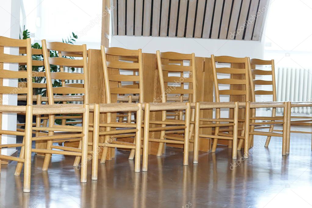 Benches and chairs at tables invite you to relax and unwind