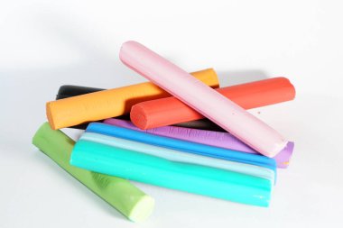 Plastik, stüdyoda çekilen çocuklar için çok iyi bir oyuncaktır.