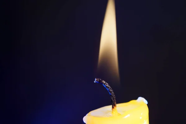 Yellow Candle Smoke Flame Photographed Studio Color Foils Flashes — 스톡 사진