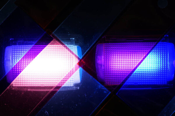 Графические элементы, сфотографированные в студии с фонариком                