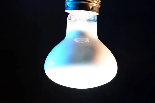 Old Lightbulbs Studio Black Background Photographed Flash Light — Stock Photo, Image