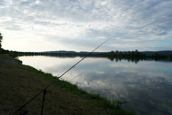 Angelrute Beim Angeln Auf Der Donau Einem Hochsommerlichen Nachmittag Fotografiert — Stockfoto