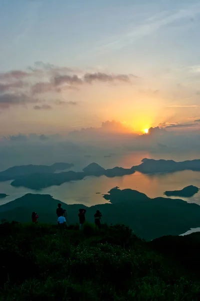 Sunrise Tiu Tang akciğer, Hong Kong, Çin