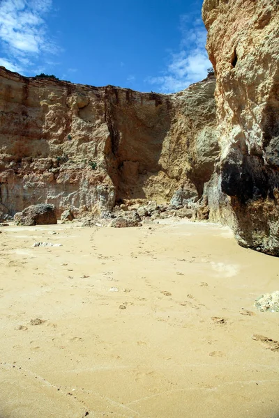 As falésias e o mar . — Fotografia de Stock