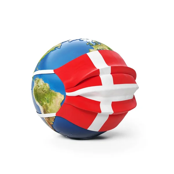 Earth Globe Een Medisch Masker Met Vlag Van Denemarken Geïsoleerd — Stockfoto
