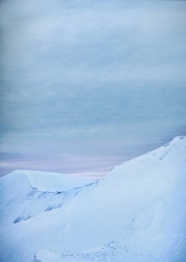 dağlar kış Sunrise, Karpatlar, Ukrayna