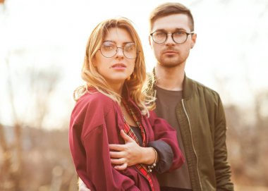 gün batımı kamera poz, aşık Çift