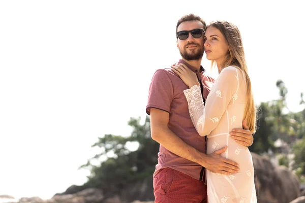 Paar Verliefd Lopen Handen Het Strand Het Tropische Eiland Koh — Stockfoto