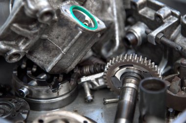 Mekanik yüksek basınçlı dizel pompa demonte. Bileşenleri mekanizması. Dizel ekipman bakım Servisi