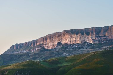 Kafkasya'da tipik bir plato
