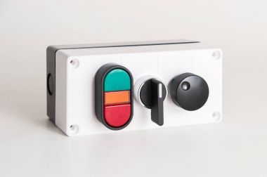 Yeni kontrol paneli düğmeleri ve gri arka plan üzerinde bir anahtar olan mobil cihaz araçlar için