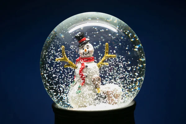 Winter Snow Globe With Snowman on Blue — Stock Photo, Image