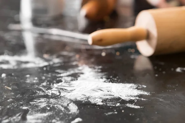 Rolling Pin Being Used For Baking — Stock Photo, Image