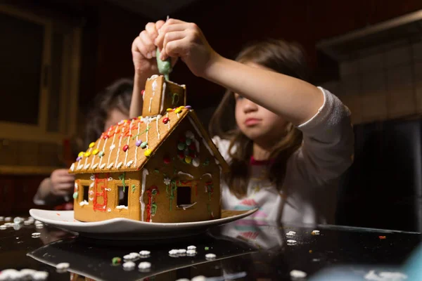 Niños First Gingerbread House Actividad — Foto de Stock