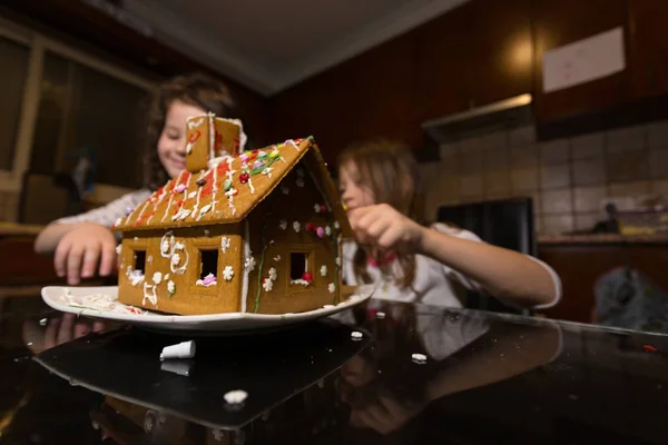 Niños First Gingerbread House Actividad — Foto de Stock