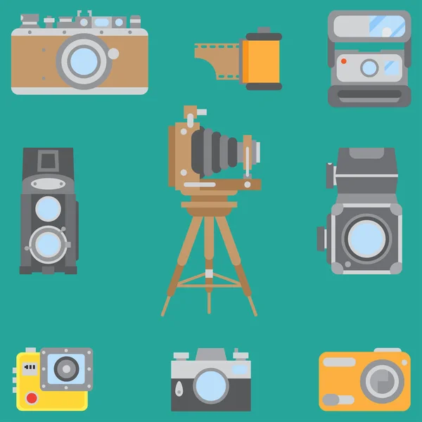 Line flat color vector icon set with retro analog film cameras. Photography and art. Reflex 35mm photocamera. Cartoon style. Illustration and element for your design. Photographic lens. Simple. Shoot. — Stock Vector