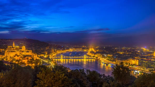 Budapest på natten — Stockfoto