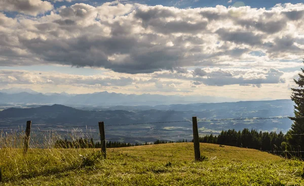 Landschaft mit Alpen — Stockfoto