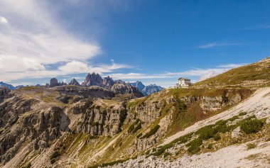 Rifugio Auronzo, doğal park Tre Cim (Drei Zinnen). Seksi Dolomitler, İtalya