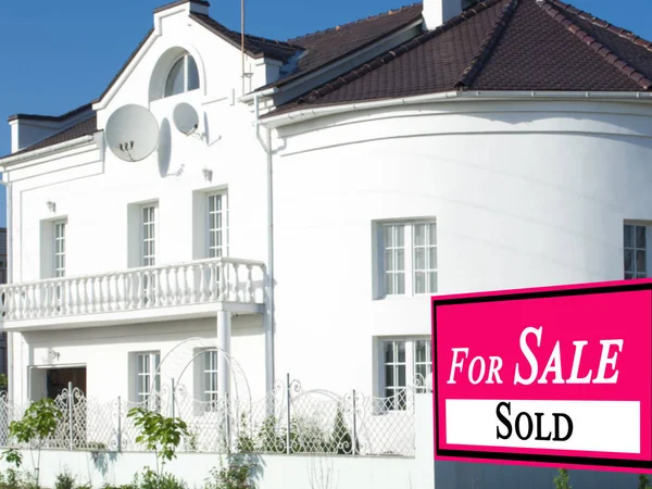 Sold Home For Sale Real Estate Sign — Stock Photo, Image