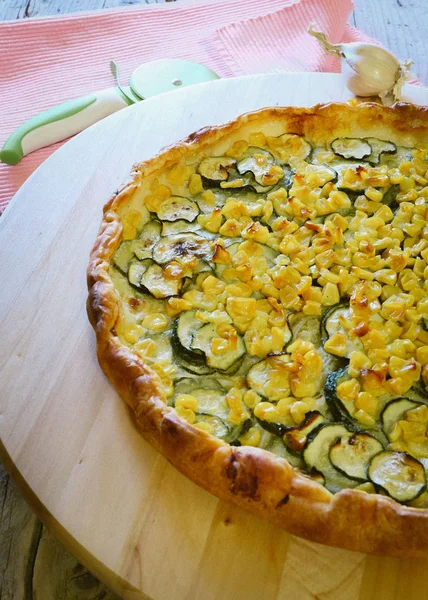 Zucchini and corns pie — Stock Photo, Image