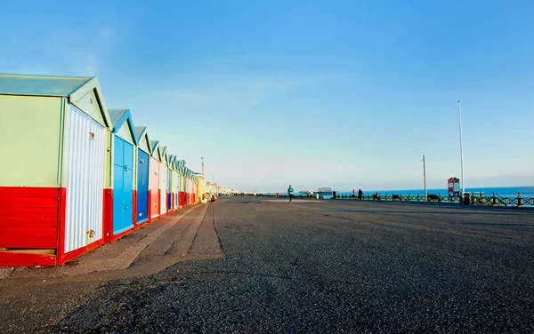 Barevné domy podél moře — Stock fotografie