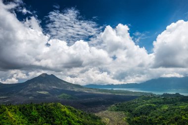 Güneşli bir günde, Batur yanardağının Caldera 'sı. Bali Adası, Endonezya