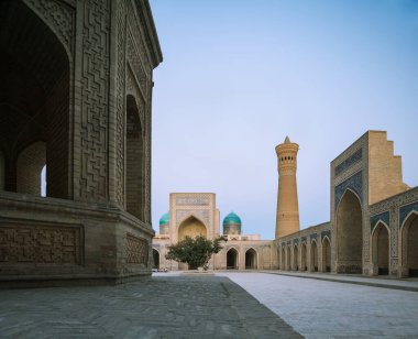 Özbekistan 'ın Buhara kentindeki antik binalar kompleksi