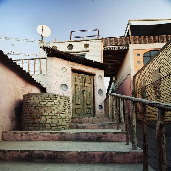 ウズベキスタンのブハラに東洋建築 — ストック写真
