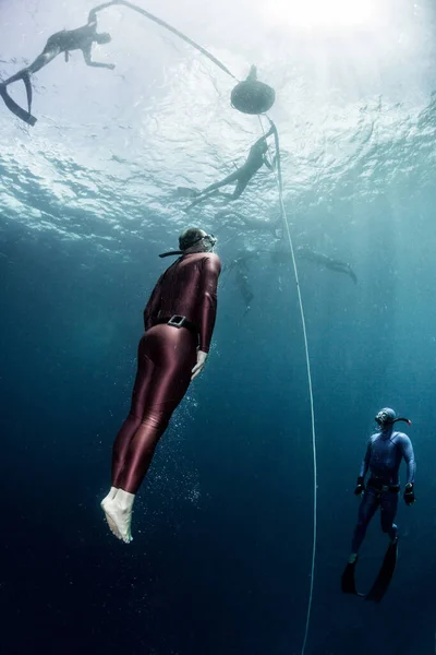 Underwater Shot Ascending Free Diver Free Immersion Discipline — Stock Photo, Image