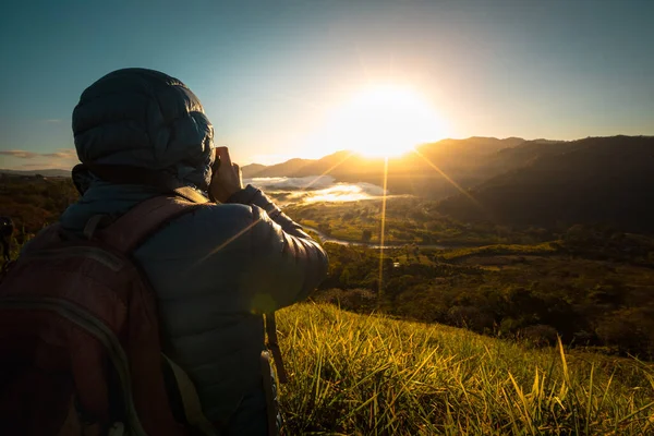 Ведучий Фотографує Долину Сході Сонця — стокове фото