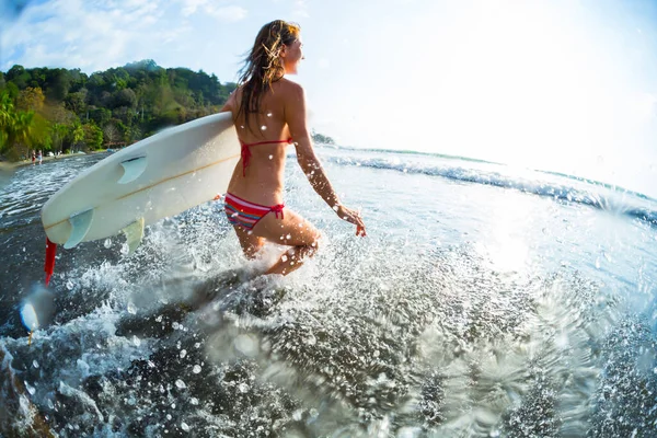 Happy Woman Runs Ocean Surf Board — Stock Photo, Image