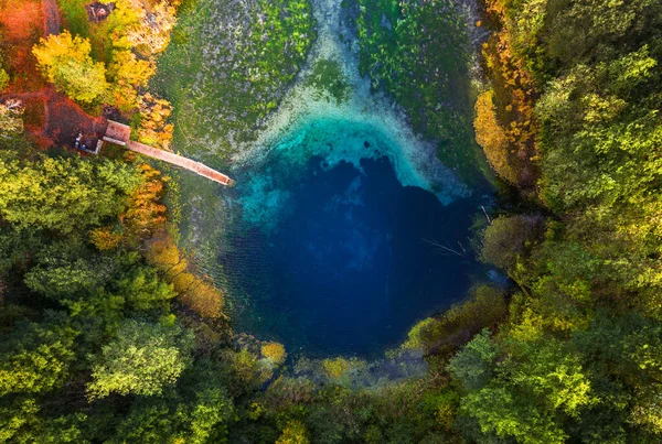 Vista Aérea Del Lago Karst Llamado Goluboye Ozero Lago Azul —  Fotos de Stock