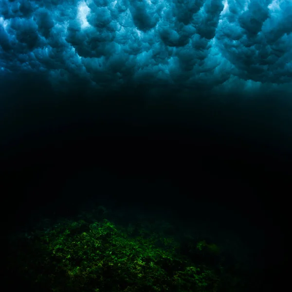 Vista Submarina Ola Oceánica Rompiendo Sobre Arrecife Coral — Foto de Stock