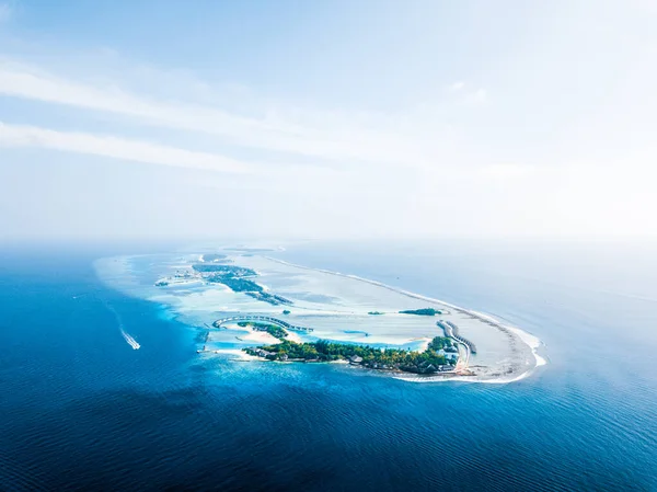 Luftaufnahme Der Tropischen Insel Mit Resort Malediven — Stockfoto