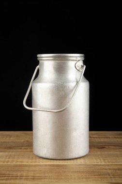 eski alüminyum kutular